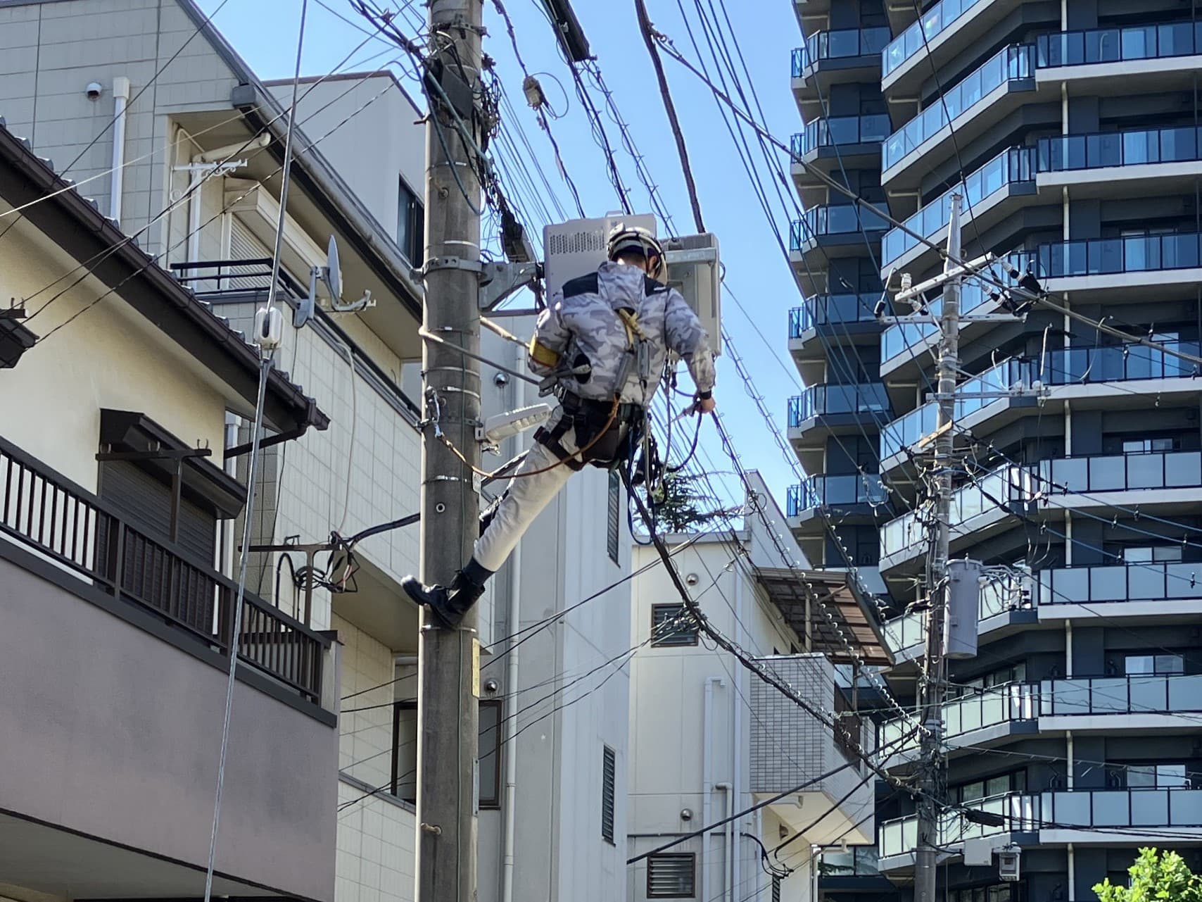 通信工事現場